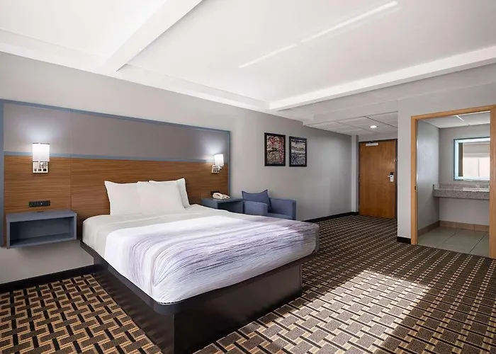 Hotel Americinn Il Woodstock